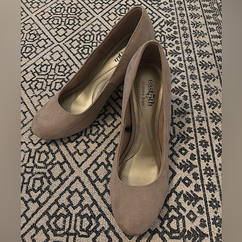 Beige suede closed toed wedges